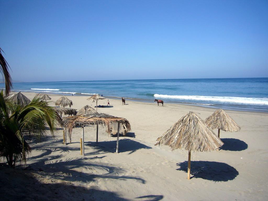 Отель Angeles Del Mar Манкора Экстерьер фото
